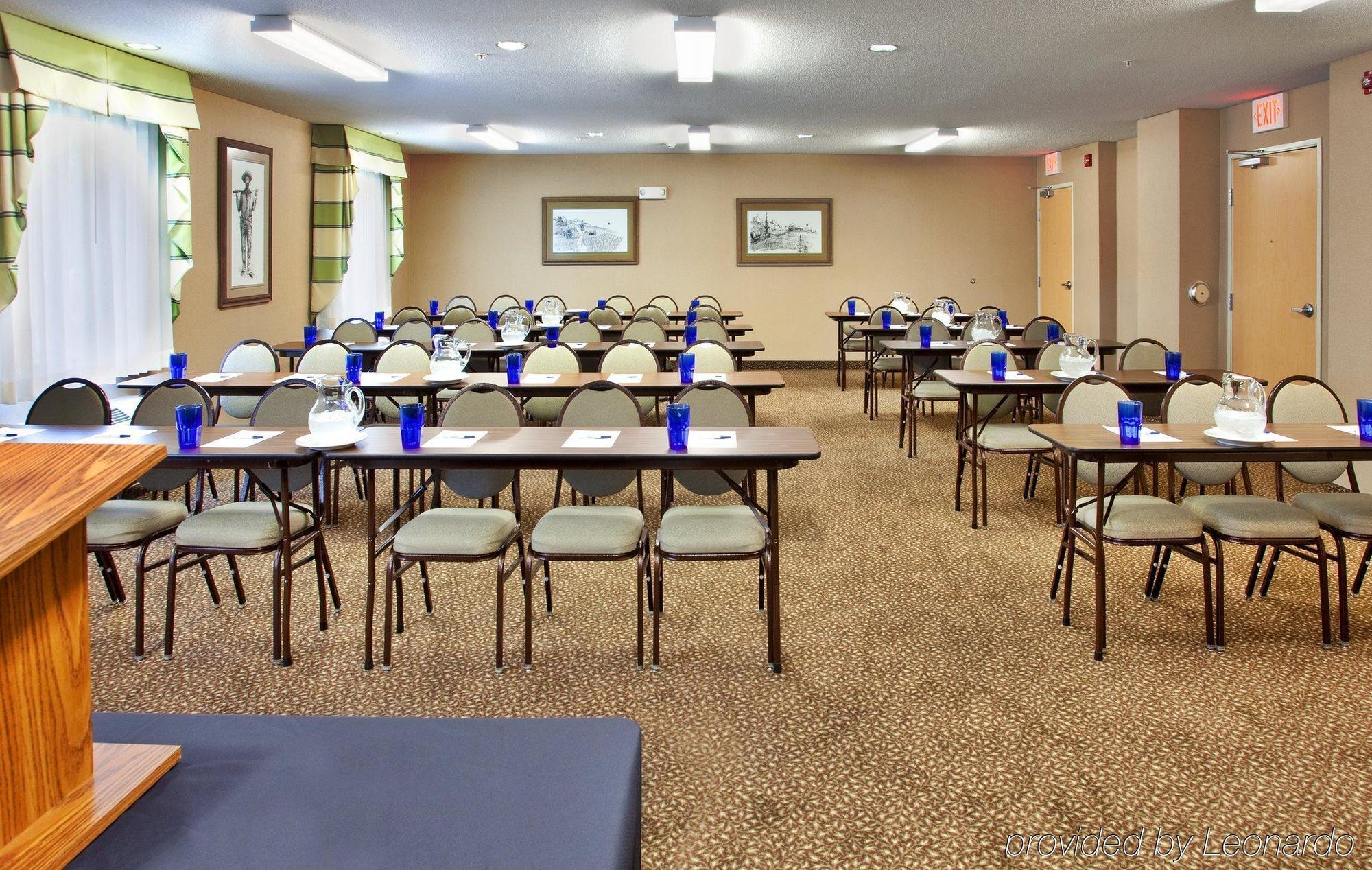 Holiday Inn Express Warrenton By Ihg Luaran gambar
